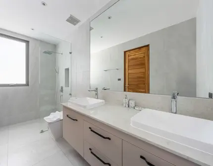 Bangrak Bayview - Bathroom