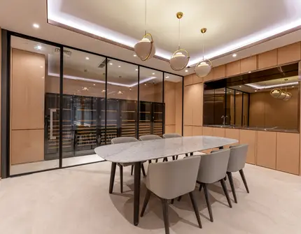 Scope Langsuan ultraluxury Bangkok condo - meeting room