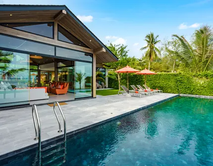 Luxury villas on Samui 5 Bedroom Beachfront Villas in Baan Talay swimming pool