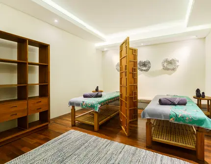 Luxury villas on Samui 6 Bedroom Pool Villa in Samujana SPA room