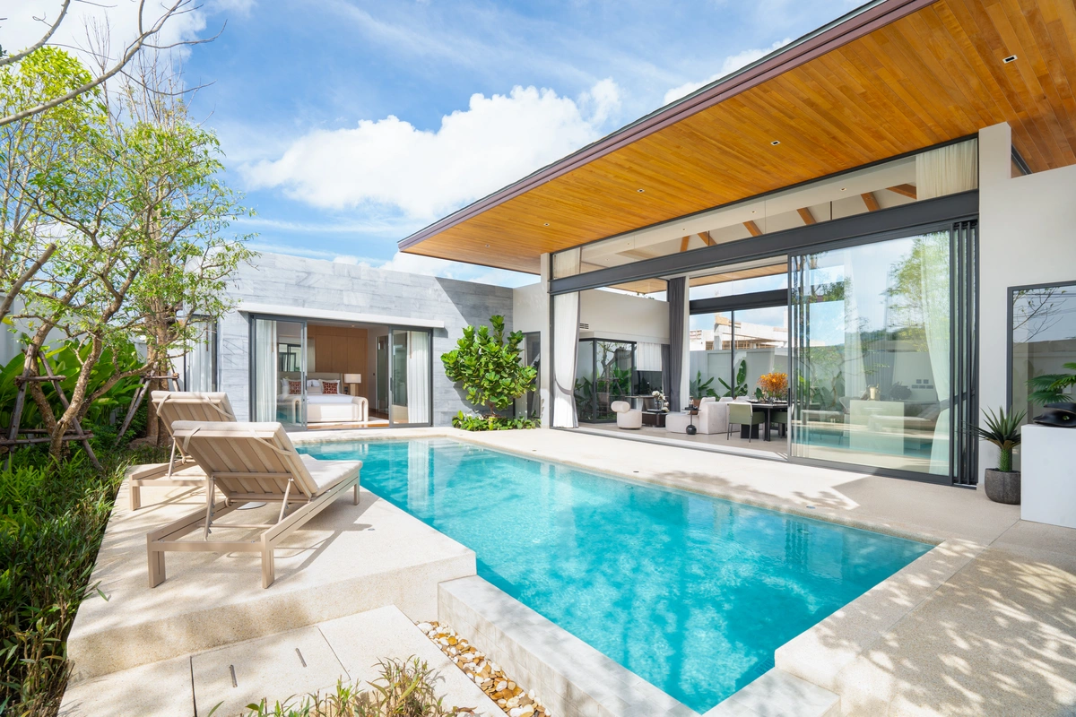 Botanica Wisdom pool and villa