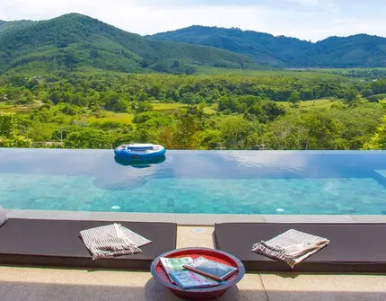 Luxury villas on Phuket Manick Hillside pool