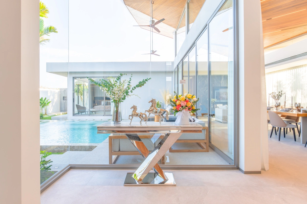 Villa on Phuket Zenithy Luxe foyer