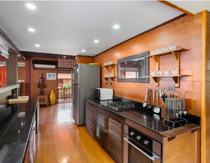 Coconut Paradise Villa - Kitchen