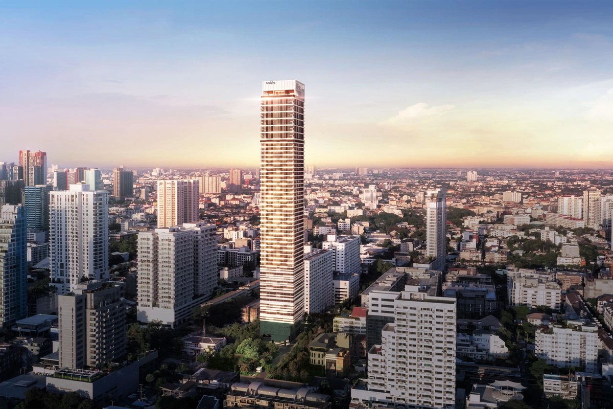 Noble Form Thonglor luxury high-rise - exterior sunset view