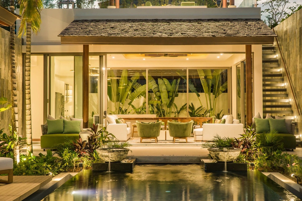 Garden Atlas - Outside bedroom