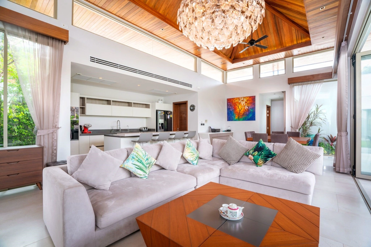 Botanica Lakeside II - livingroom