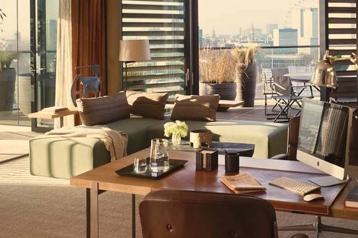 Scope Thonglor - Living Area