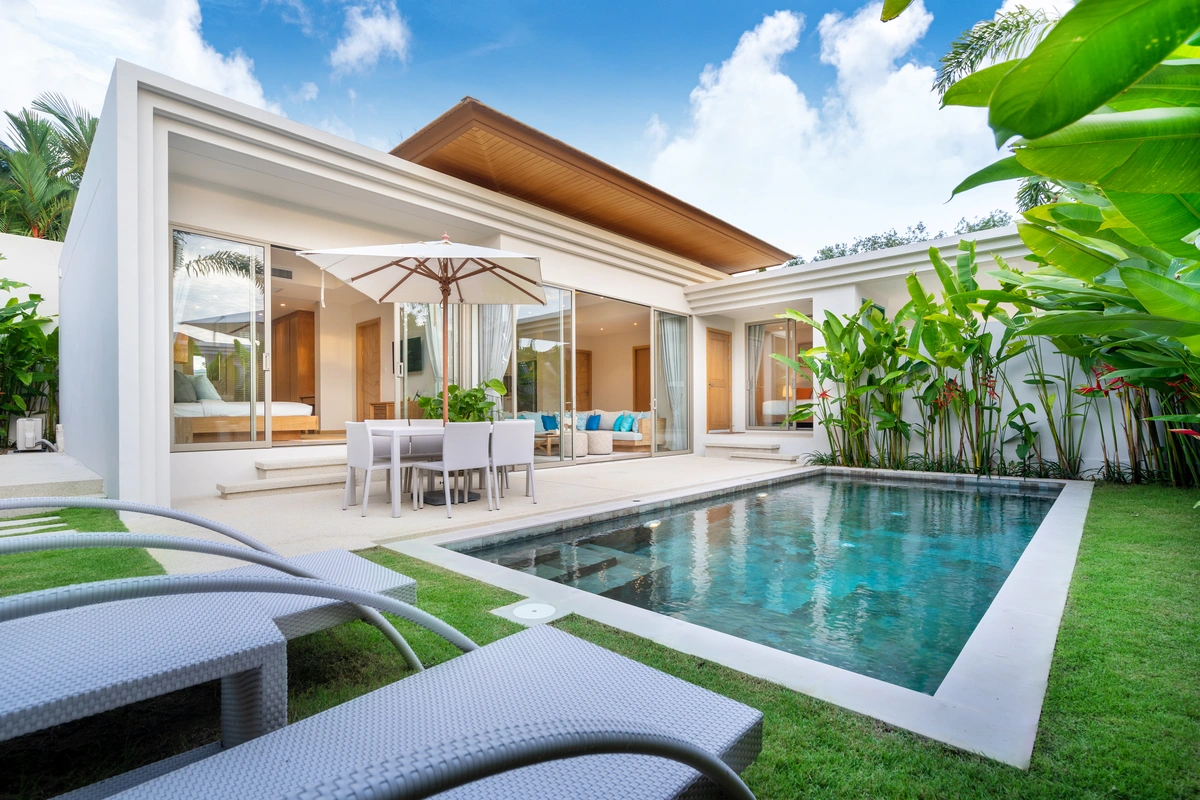 Trichada Essence - Exterior
