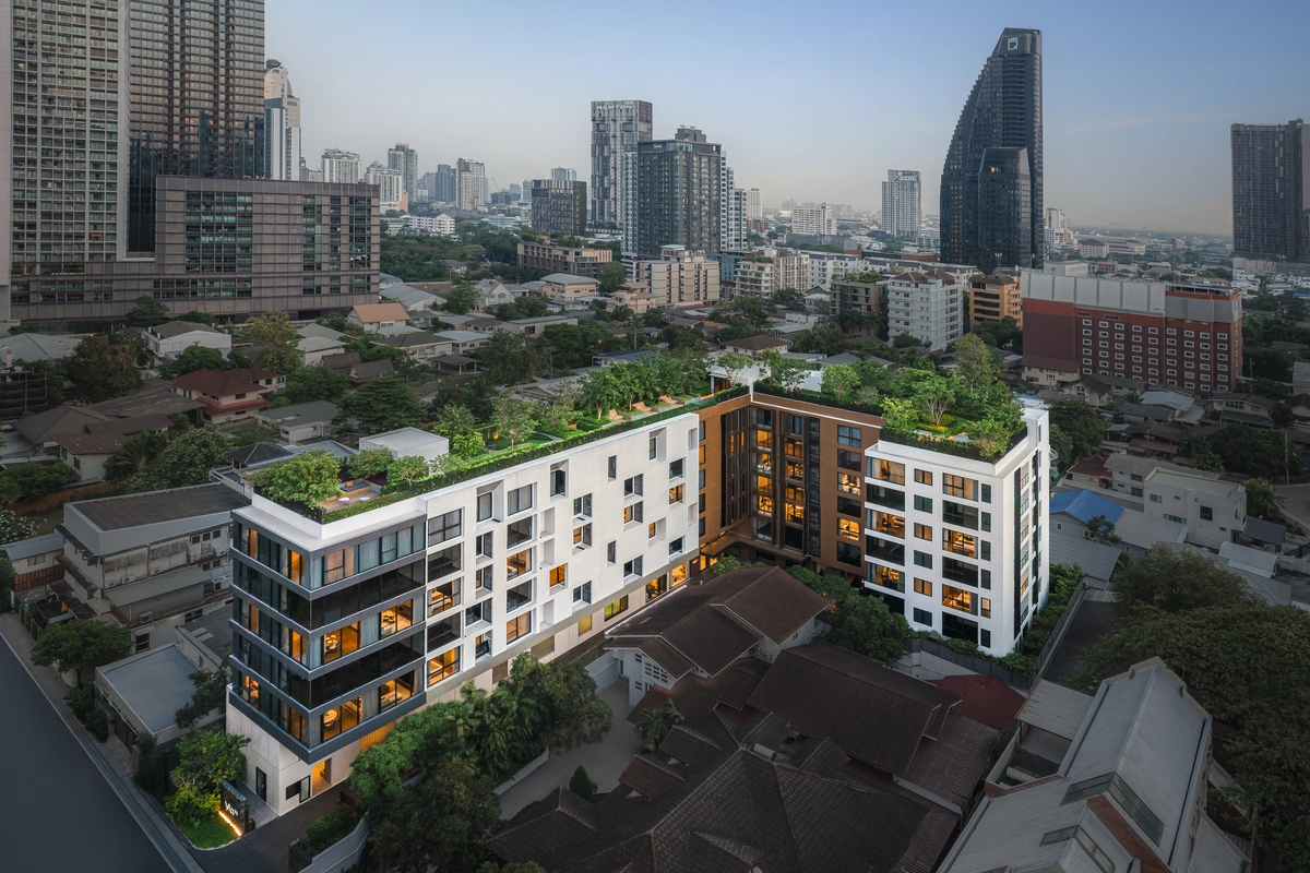 Via 34 exterior buildings