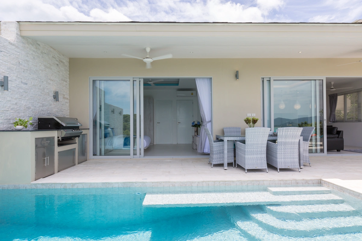 Villa Ambience - Swimming pool