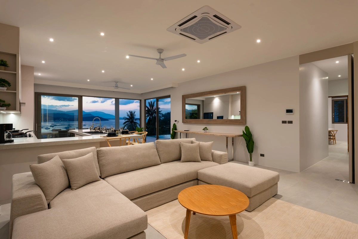 Bangrak Bayview - Living area