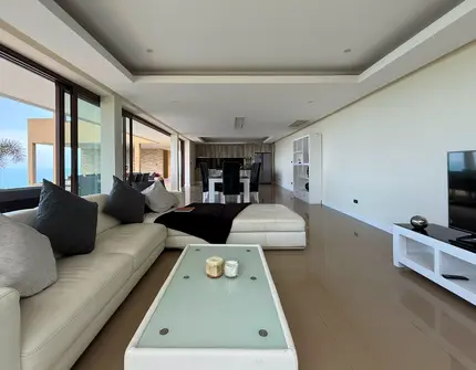 Rockwater Villa Enam- Living area