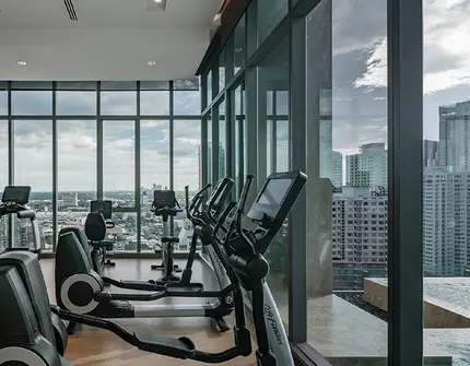 Kraam Sukhumvit 26 - City view from fitness